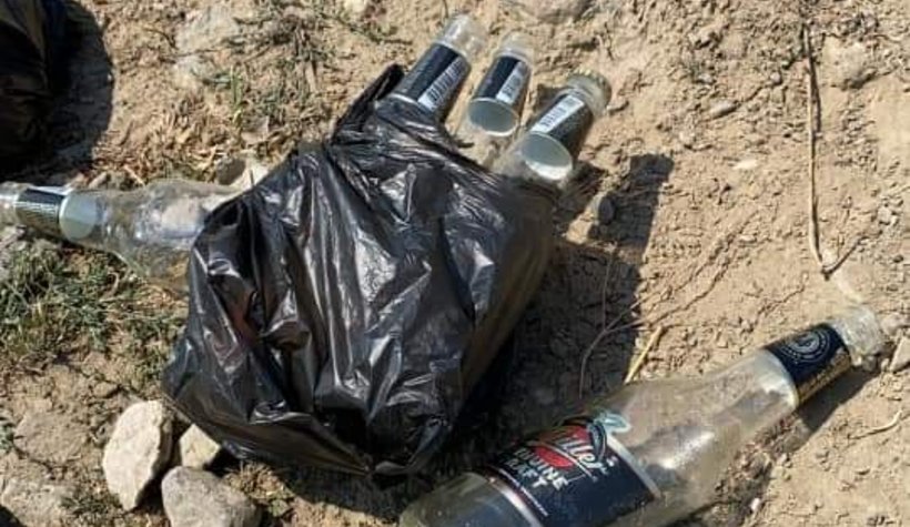 Çevreyi kirletenlere kızdı kepçeyle yolu kapattı