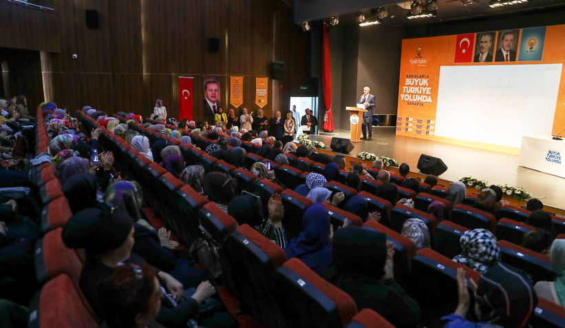 Çeyrek asırdır süren başarının asıl mimarı kadınlardır