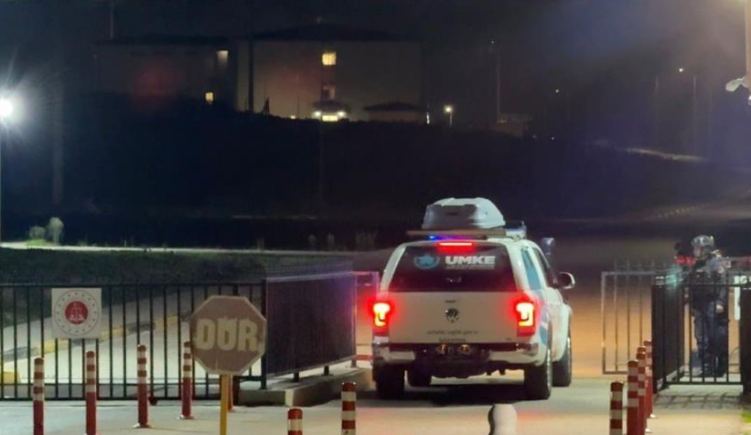 cezaevinde-zehirlenme-suphesi-rahatsizlanan-hukumlu-sayisi-266-ya-ciktidxvyohljzw