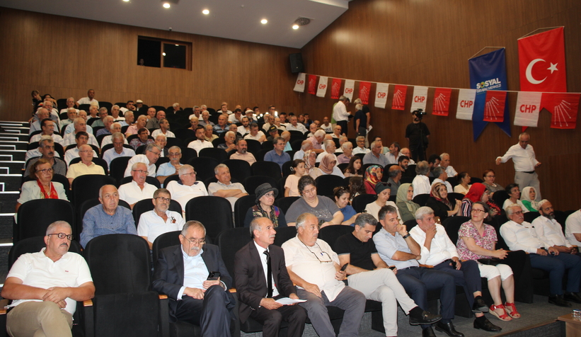 CHP Akyazı İlçe Başkanı Mustafa Sağır tekrar seçildi