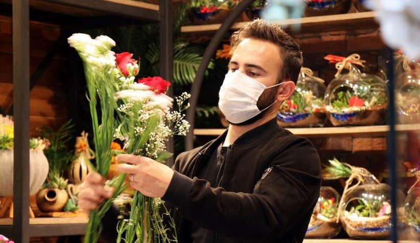 Çiçekçilerde anneler günü yoğunluğu