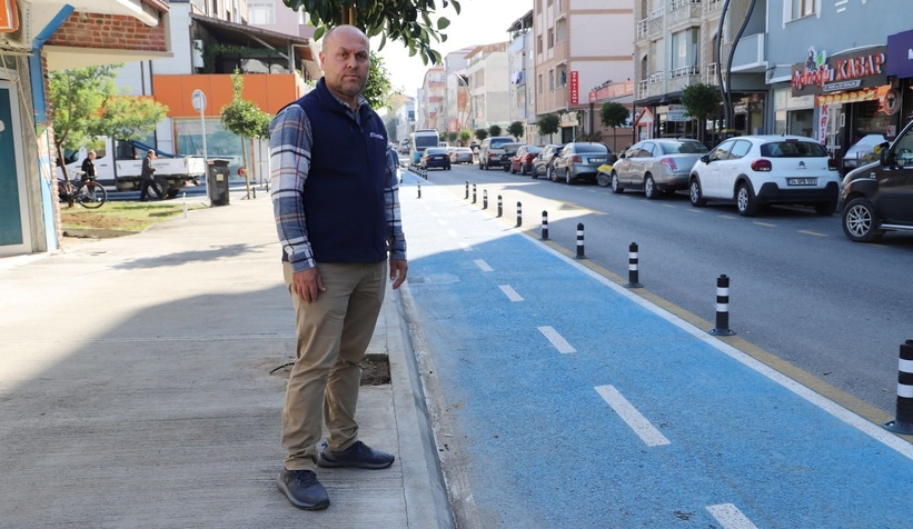 Çift yönlü bisiklet yolu esnafı mağdur etti
