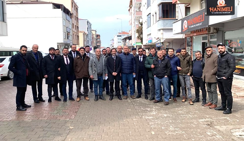 Çift yönlü bisiklet yolu esnafı mağdur etti