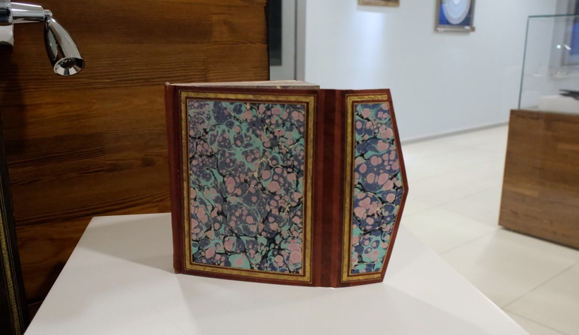 Cilt sanatı ile deforme olan eserler restore ediliyor