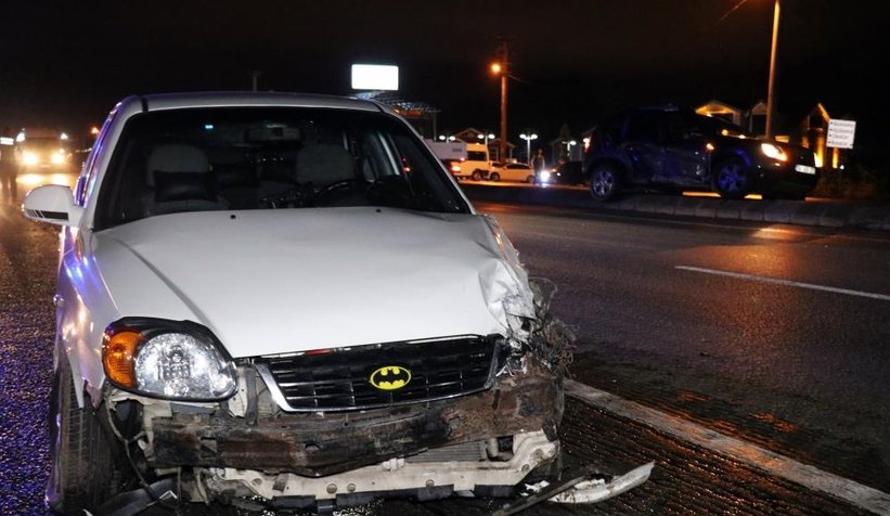 Cip ile otomobil çarpıştı: 6 yaralı