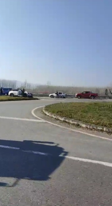 cip-trafik-levhasina-carptislcxn3i2me