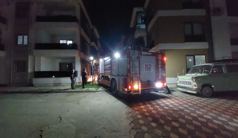 cocuk-evde-kilitli-kaldi-itfaiye-yardima-kostuy2u2zss2cx