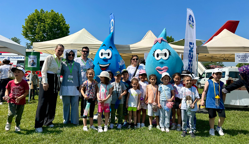 Çocuklar suyun yolculuğunu yakından izledi