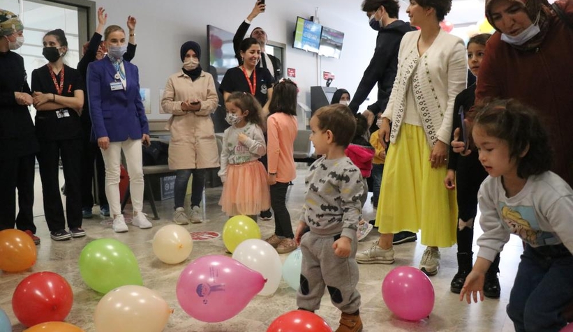 cocuklara-23-nisan-surpriziteraztuzzm