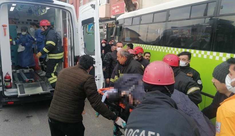 Çocuklarıyla otobüsün altında kalan kadın öldü