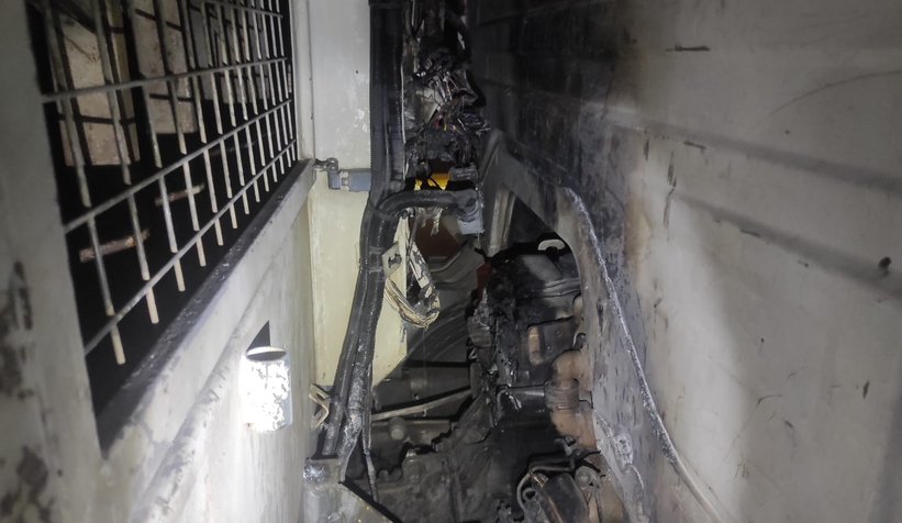 Çöp kamyonu alev aldı