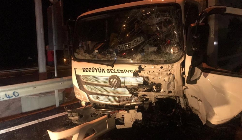  Çöp kamyonuna çarpan otomobilin sürücüsü öldü