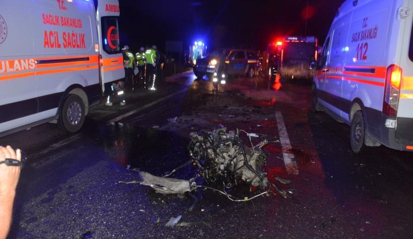  Çöp kamyonuna çarpan otomobilin sürücüsü öldü