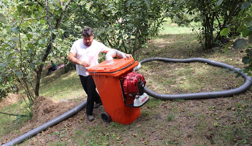 Çöp kovasından fındık toplama makinesi geliştirdi
