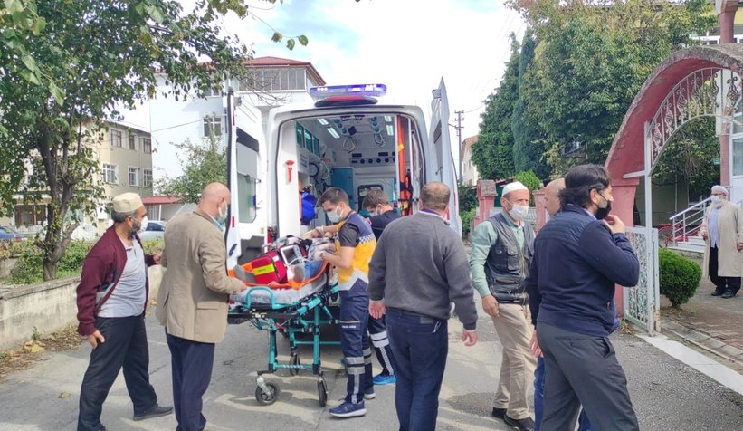 Cuma namazında fenalaştı