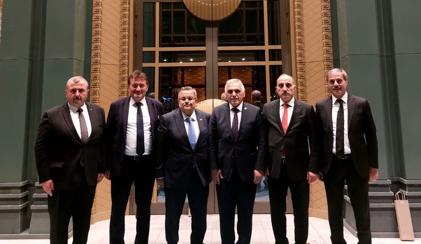 Cumhurbaşkanı, depremde görev yapanlarla iftarda buluştu