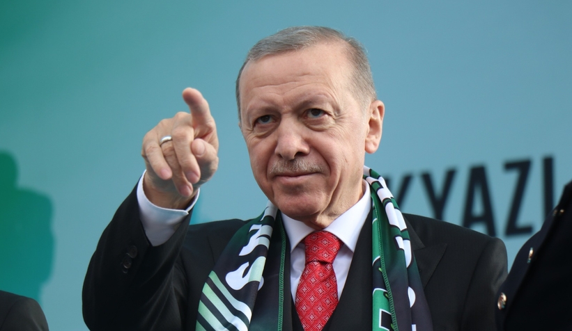 cumhurbaskani-erdogan-akyazi-dadedvvg52dt