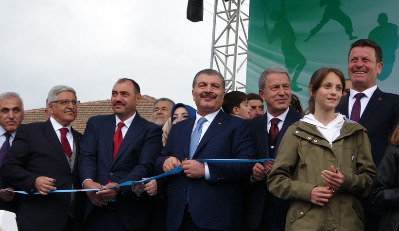 cumhurbaskani-erdogan-akyazi-dadedvvg52dt