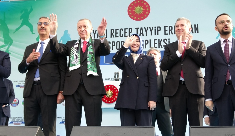 cumhurbaskani-erdogan-akyazi-dadedvvg52dt