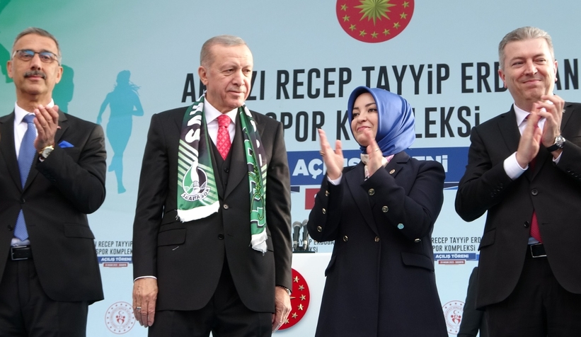 cumhurbaskani-erdogan-akyazi-dadedvvg52dt