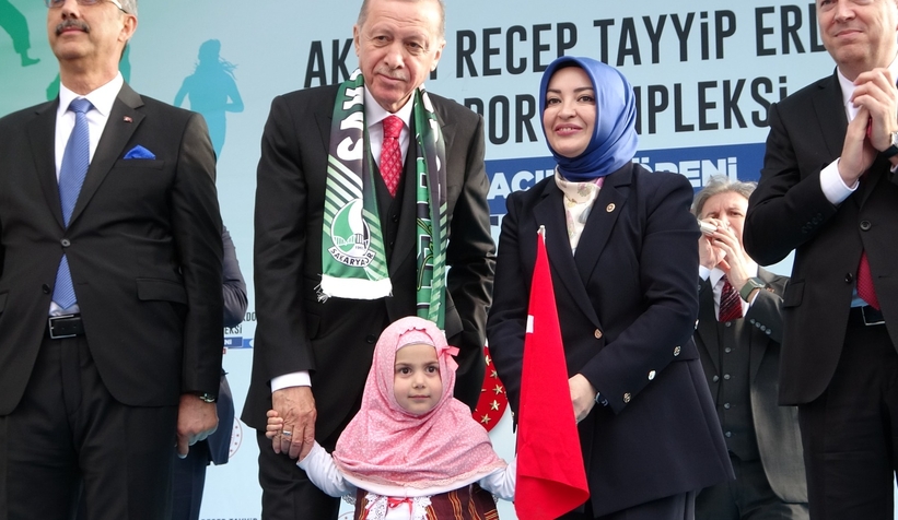 cumhurbaskani-erdogan-akyazi-dadedvvg52dt