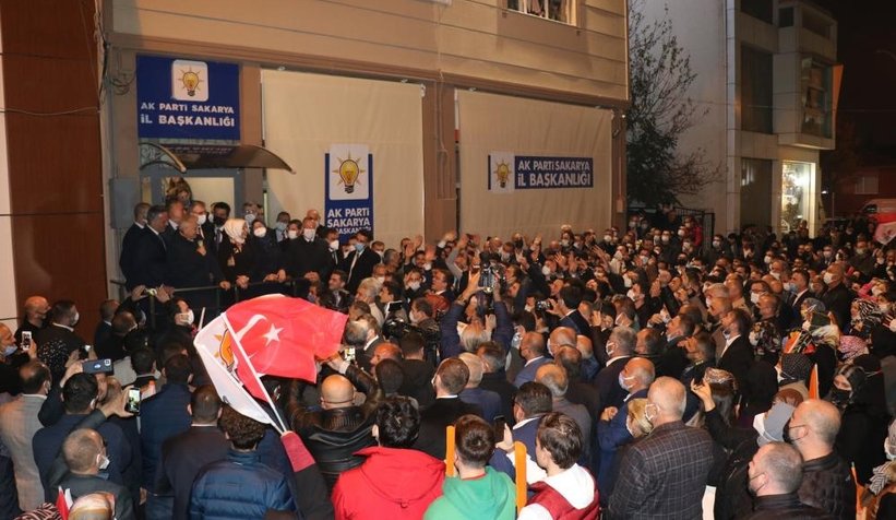 Cumhurbaşkanı Erdoğan, coşkulu kalabalığa böyle seslendi