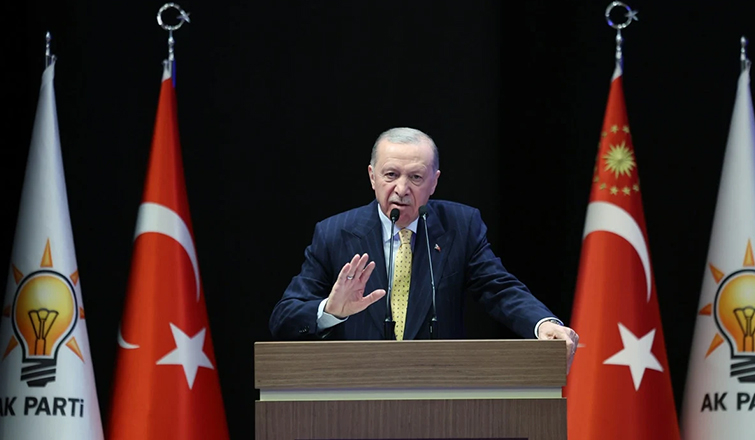 cumhurbaskani-erdogan-dan-ozgur-ozel-e-ayagini-denk-als1dgakzraw