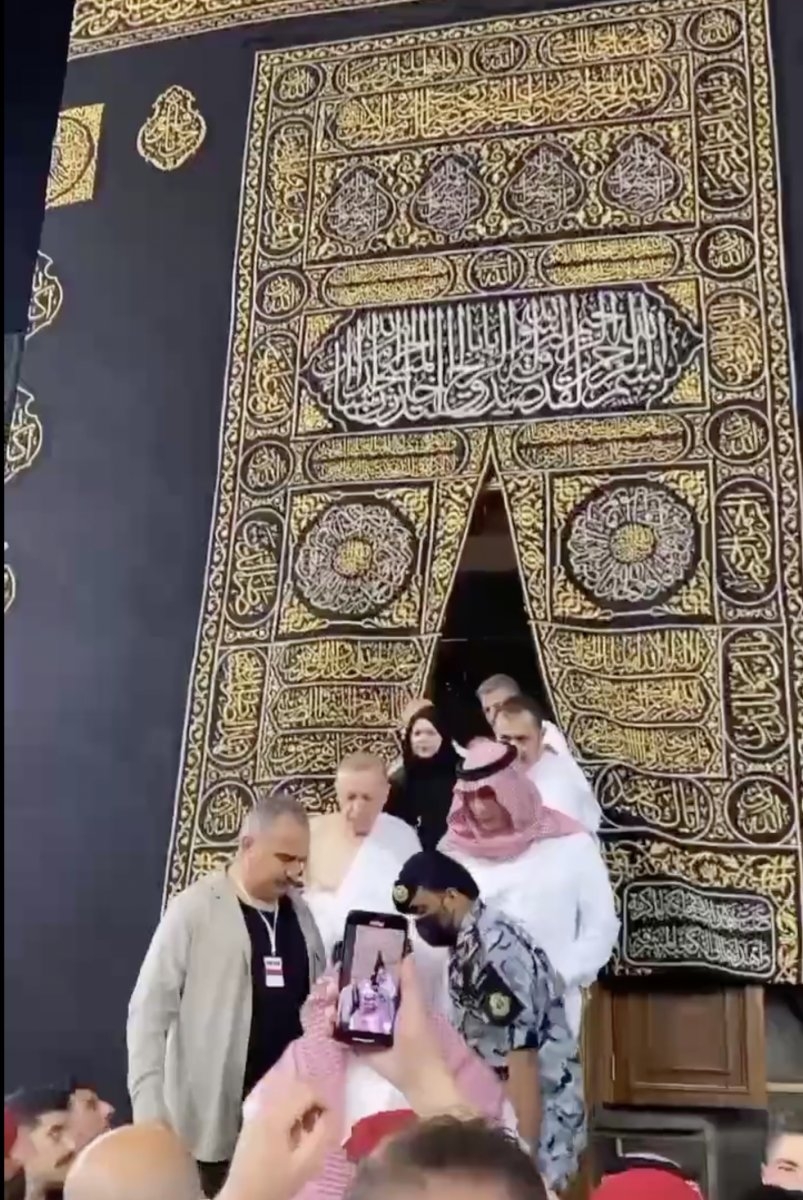 Cumhurbaşkanı Erdoğan'ın umre ziyaretinden özel kareler