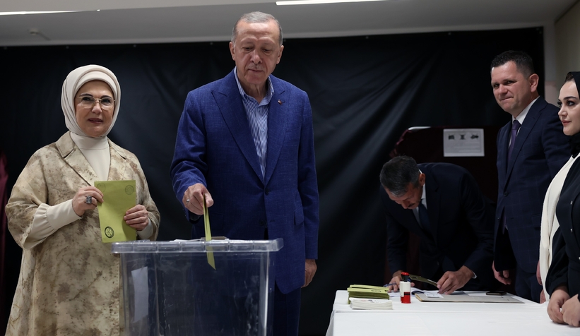 Cumhurbaşkanı Erdoğan, oyunu kullandı