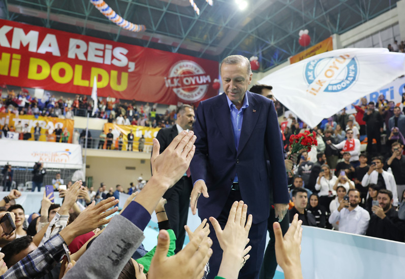 cumhurbaskani-erdogan-sakarya-da-genclik-bulusmasina-katildibfliwg54l0