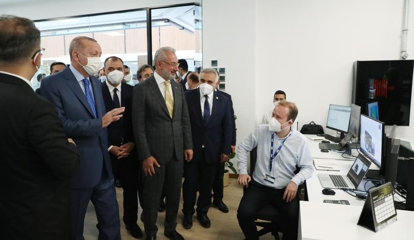 Cumhurbaşkanı Erdoğan Tank Palet Fabrikası'nda işçilere seslendi