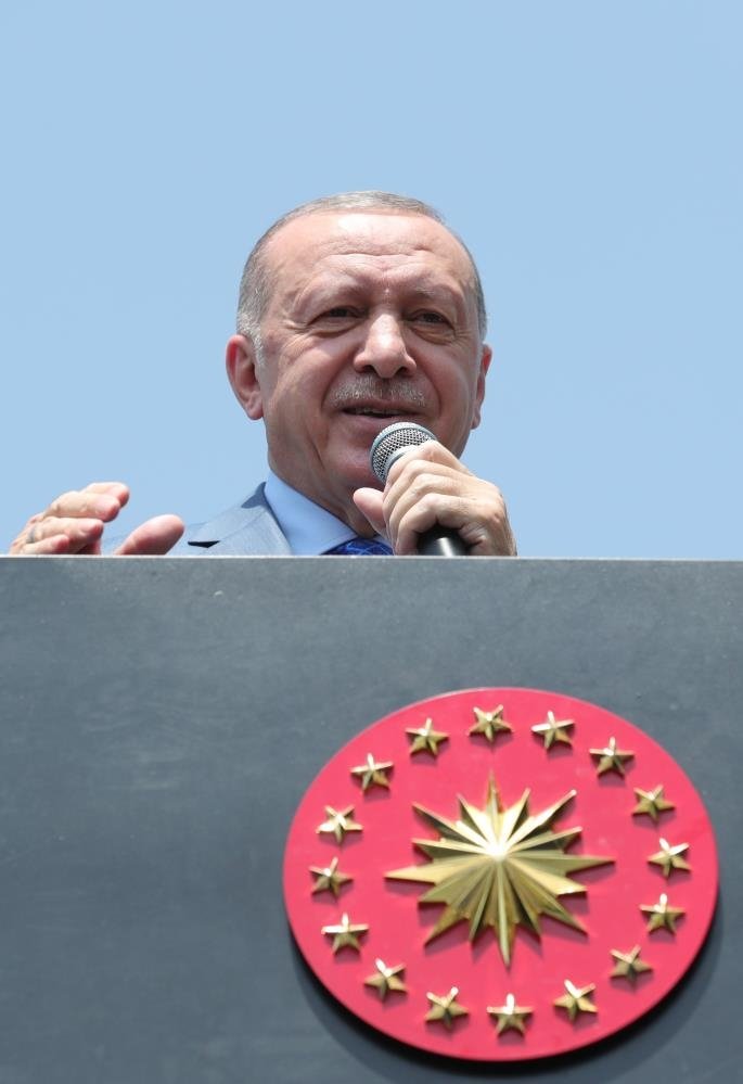 Cumhurbaşkanı Erdoğan Tank Palet Fabrikası'nda işçilere seslendi