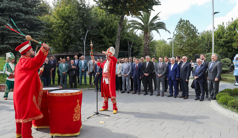 cumhurbaskani-erdoganin-tavsiyesiyle-sakaryaya-geldiawpymlbiyw