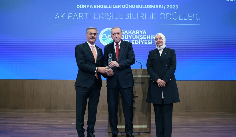 cumhurbaskani-ndan-buyuksehir-e-odulefmzce15nw