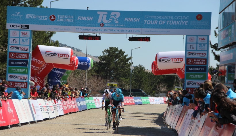 Cumhurbaşkanlığı Bisiklet Turu'nun 4. etabının kazananı Sepulveda oldu