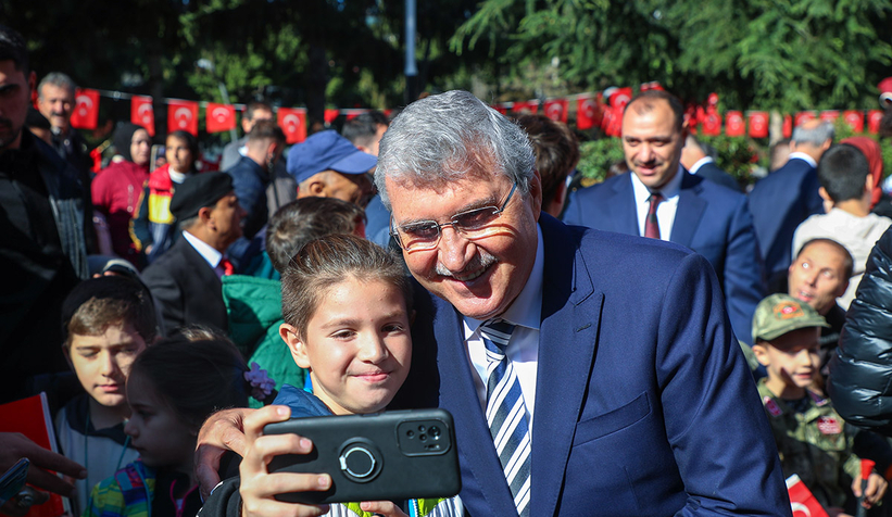 cumhuriyet-bayrami-sakarya-da-coskuyla-kutlandivuexwe1md0