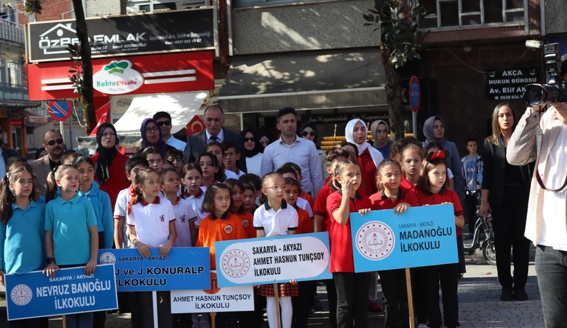 Cumhuriyetin 100. Yılı Akyazı’da coşku ile kutlanıyor