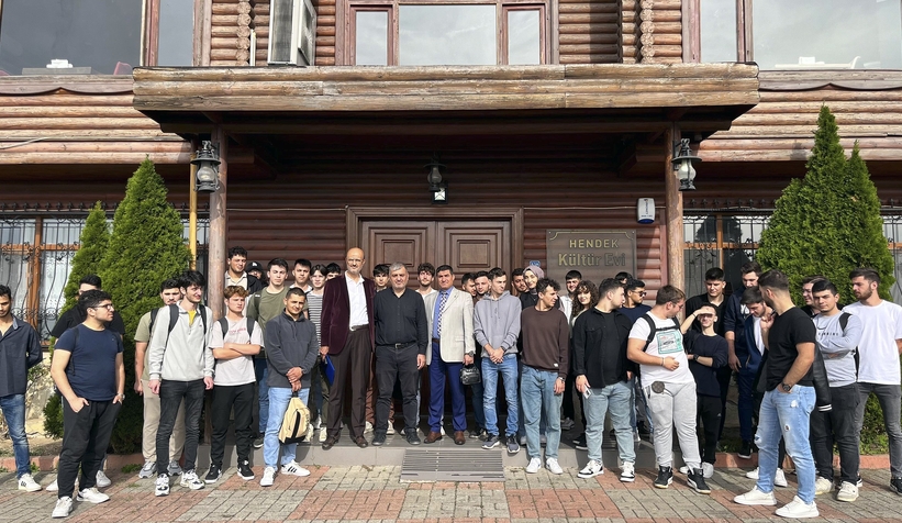 Cumhuriyetin 100. yılında şehitleri andılar