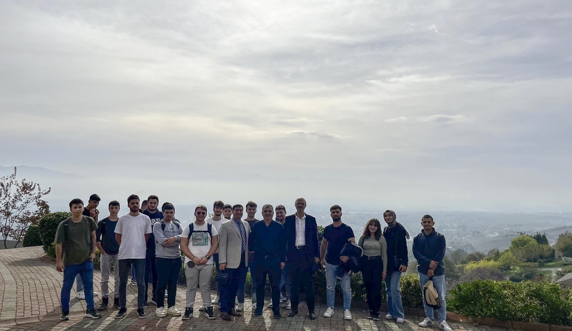 Cumhuriyetin 100. yılında şehitleri andılar