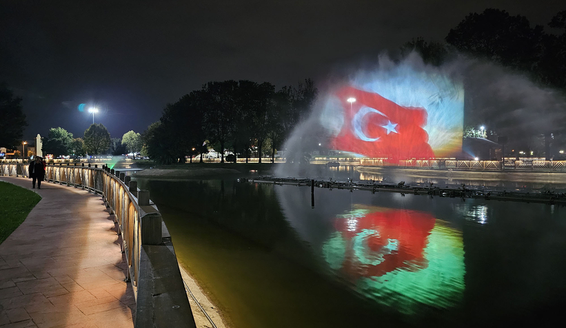 cumhuriyetin-101inci-yasinda-buyuleyici-gosterinmdkchbseu