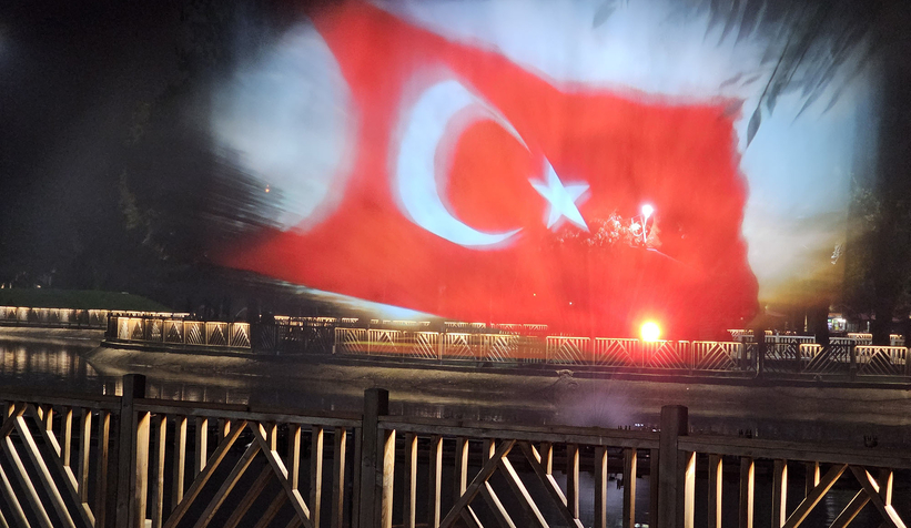 cumhuriyetin-101inci-yasinda-buyuleyici-gosterinmdkchbseu