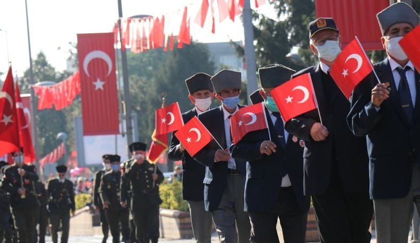 Cumhuriyet’in 98. yılı Sakarya’da coşkuyla kutlandı