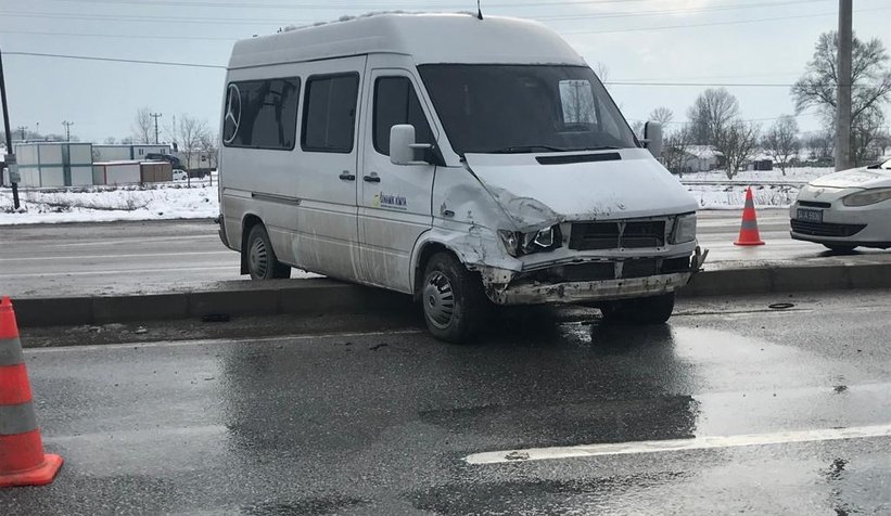 D-100 3 araçlı zincirleme kaza