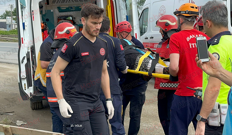 D-100'de feci kaza: 2 yaralı