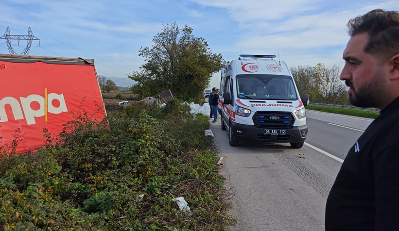 d-100-de-feci-kaza-araclar-tarlaya-uctudvn1vtvidu