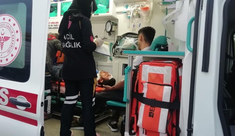 D-100'de kaza: 1’i ağır 3 yaralı