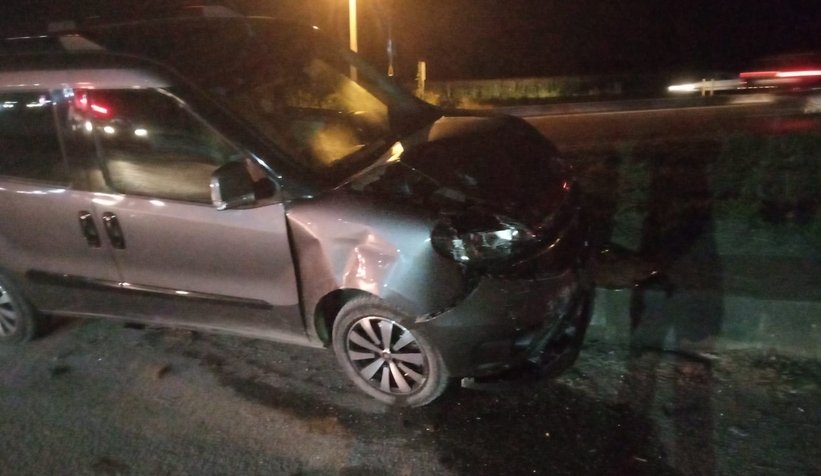 D-100'de kaza: 2 yaralı