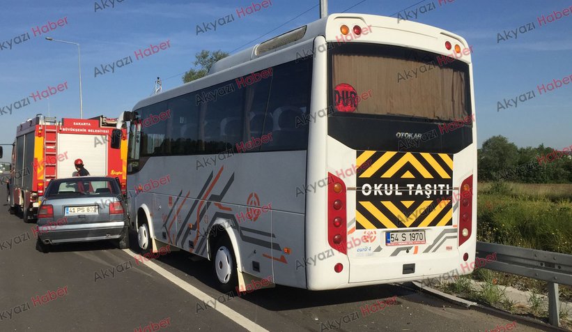 D-100'de kaza; Araçta sıkıştı