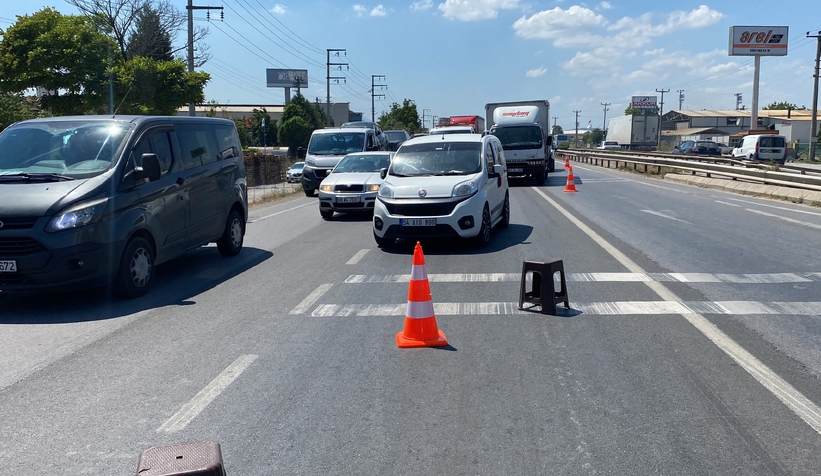 D-100'de otomobil ile minibüs çarpıştı: 1 yaralı