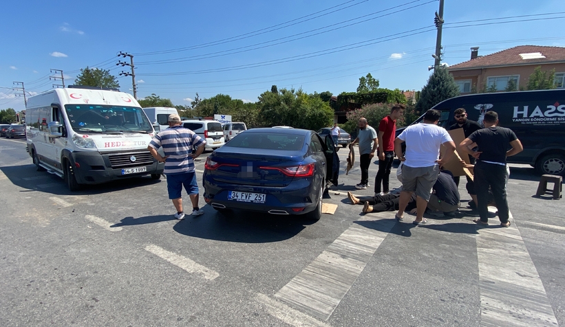 D-100'de otomobil ile minibüs çarpıştı: 1 yaralı